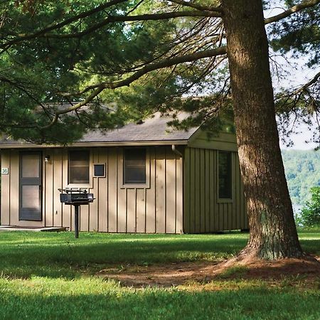 Hueston Woods Lodge And Conference Center College Corner 외부 사진