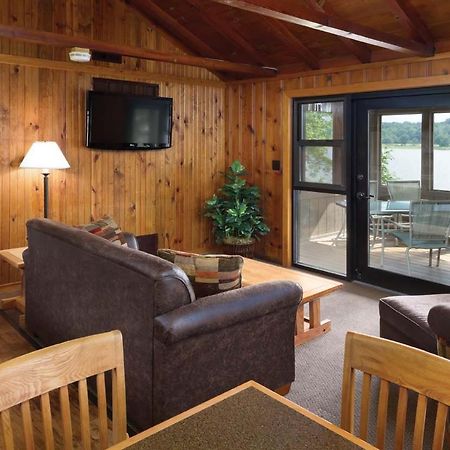 Hueston Woods Lodge And Conference Center College Corner 외부 사진