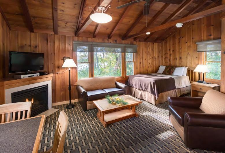 Hueston Woods Lodge And Conference Center College Corner 외부 사진