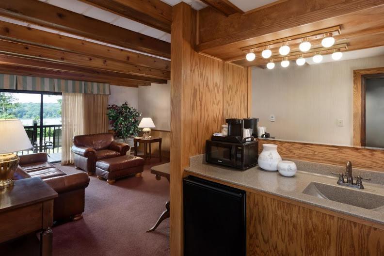 Hueston Woods Lodge And Conference Center College Corner 외부 사진
